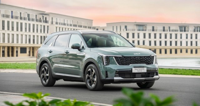 Kia Sorento Hybrid hoàn toàn mới cập bến Việt Nam, dự sẽ bàn giao đến khách hàng từ tháng 8/2026